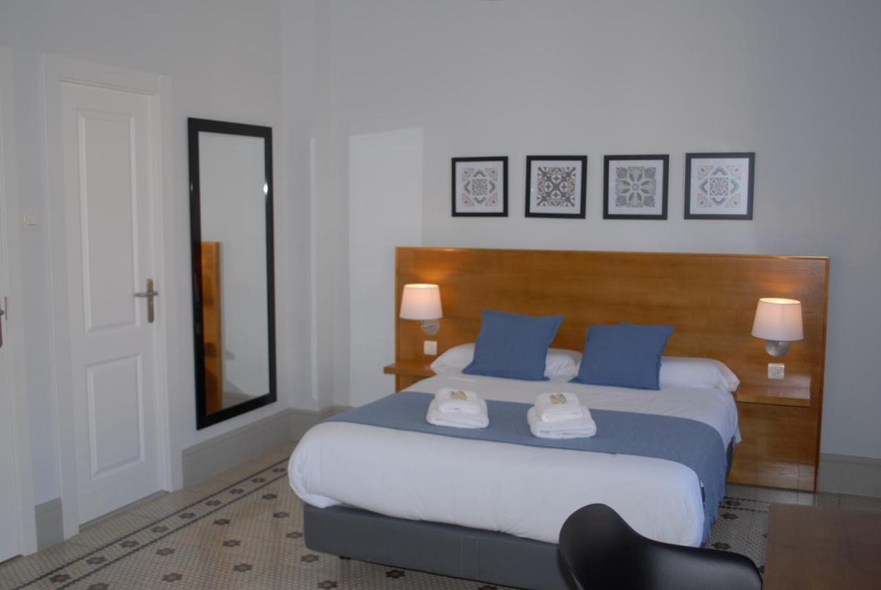La Perla Granada Suites Εξωτερικό φωτογραφία